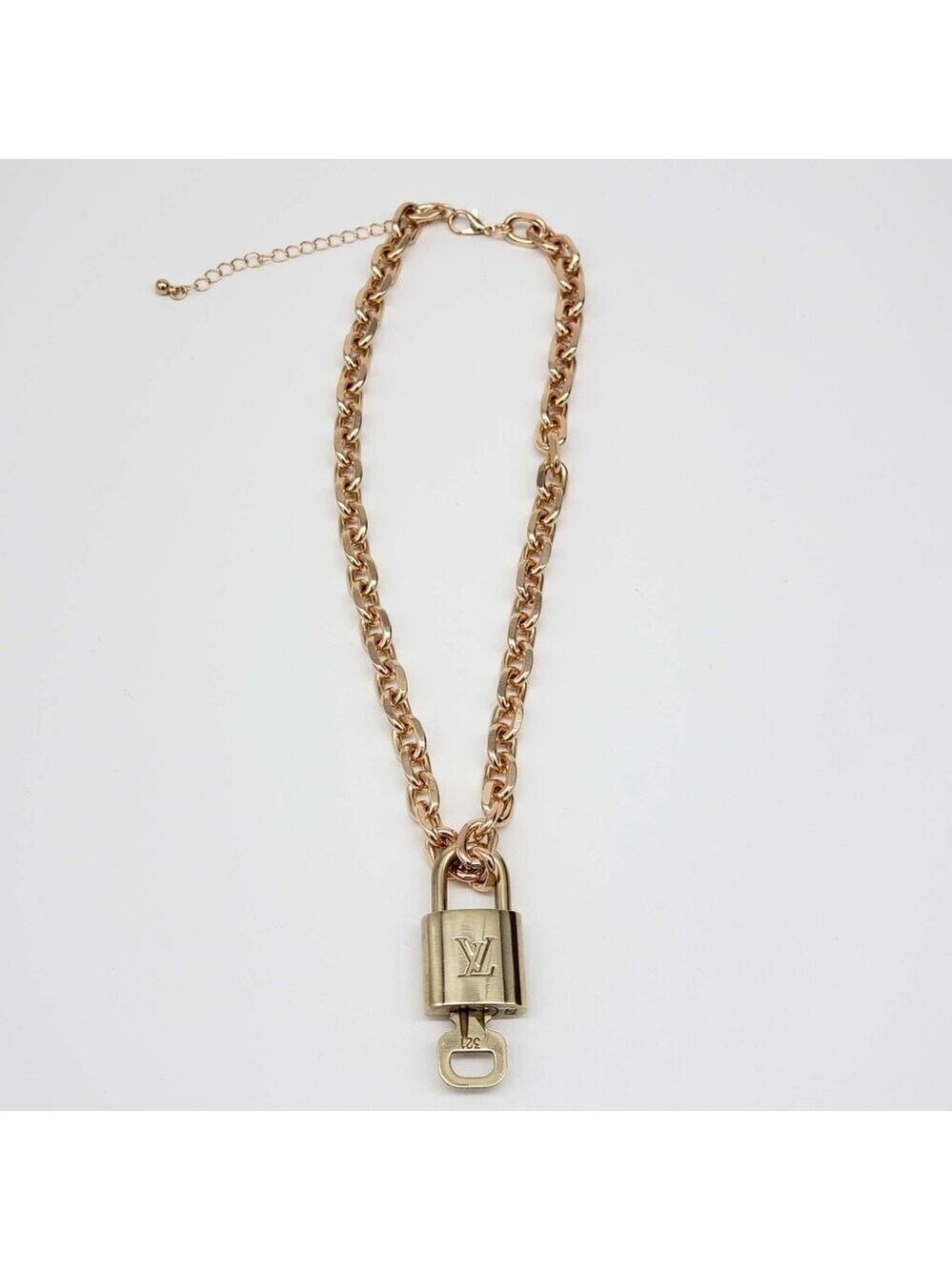 \100% Auth Louis Vuitton Lock & Key with Unbranded Gold Plated Chain Necklace